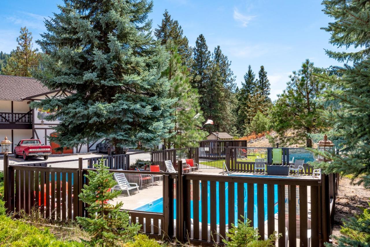 Alpine Rivers Inn Левенуэрт Экстерьер фото