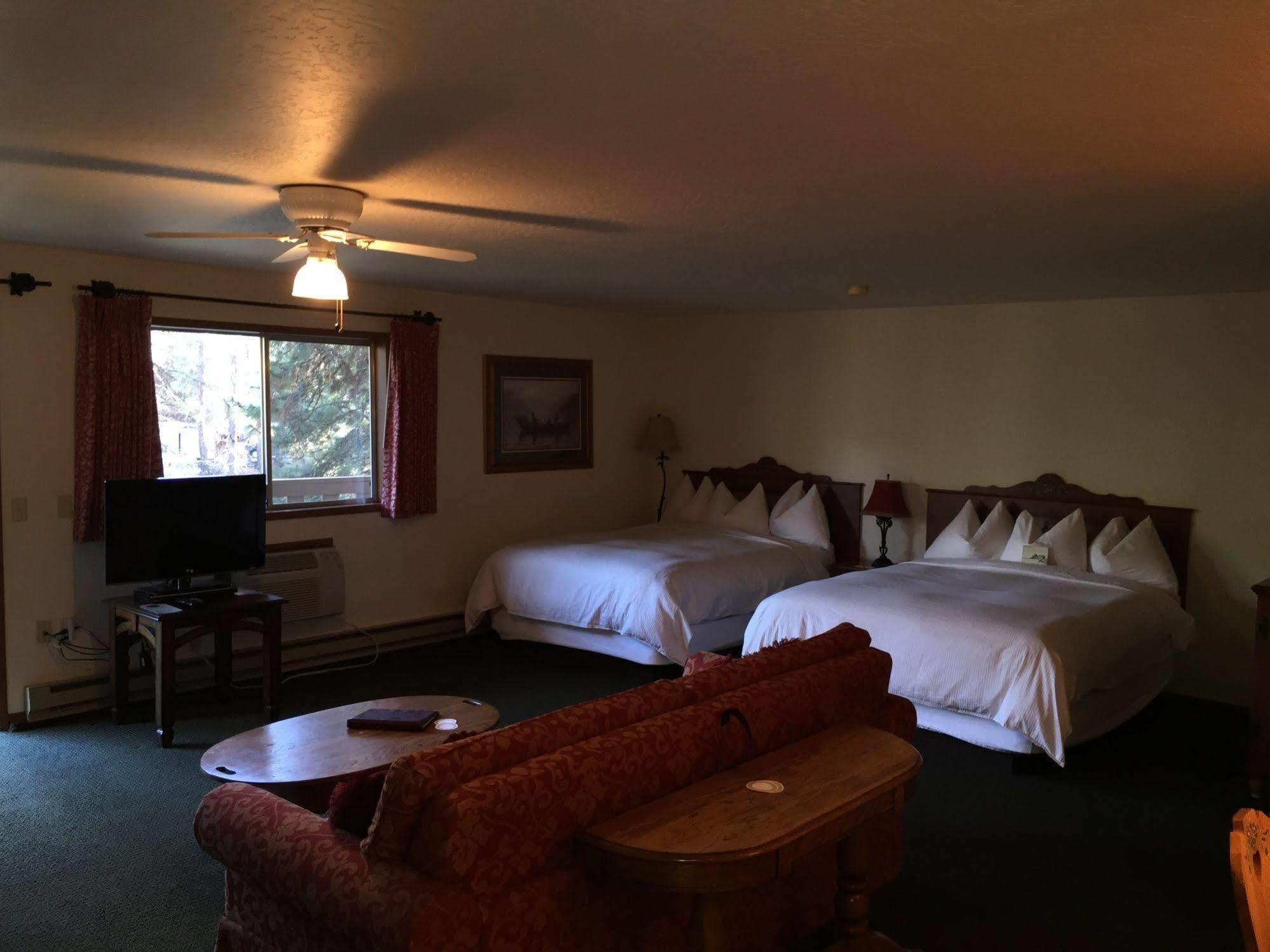 Alpine Rivers Inn Левенуэрт Экстерьер фото